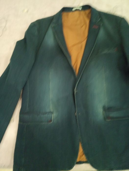 Продам джинсовый пиджак 52-54р