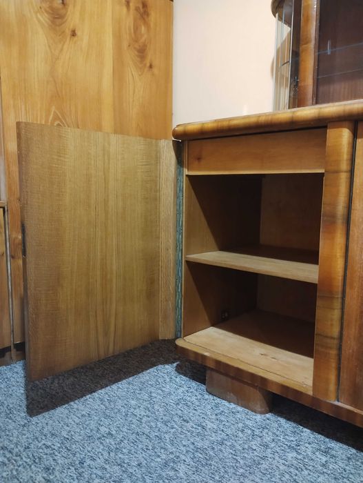 kredens lata 50. w dobrym stanie