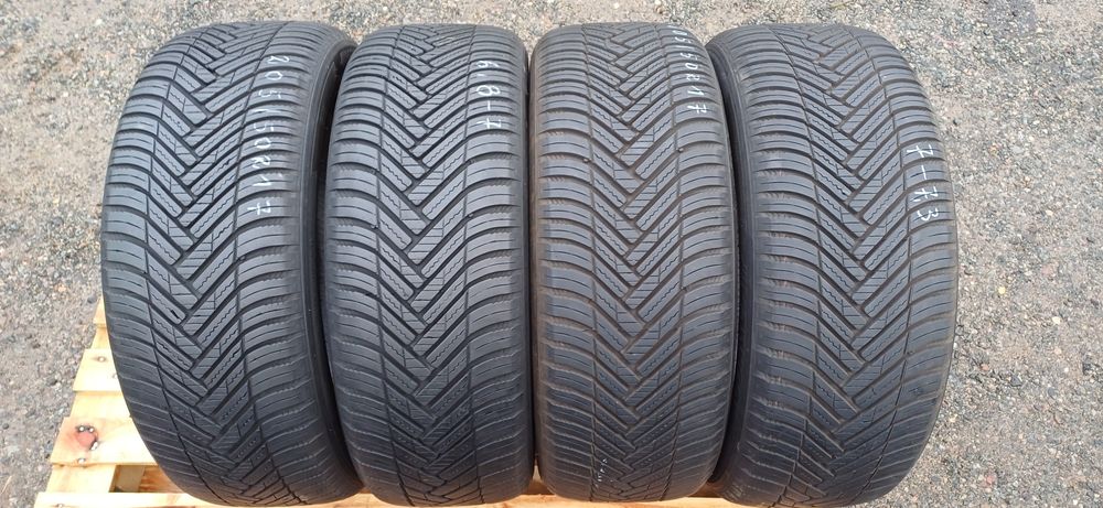 205/50R17 93W HANKOOK , komplet opon wielosezonowych.