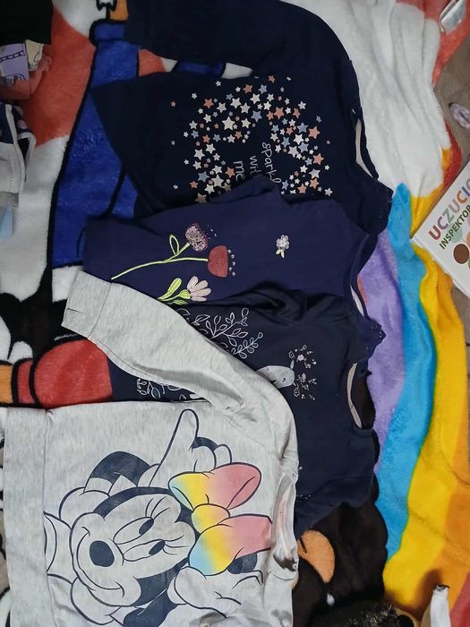 Paka ubrań dla dziewczynki rozmiar 98