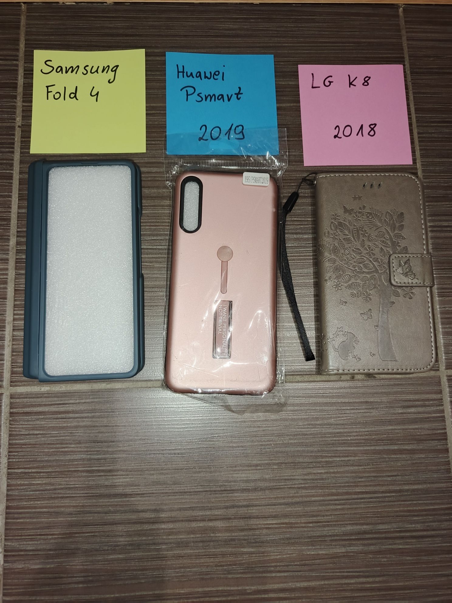 Sprzedam nowe etui