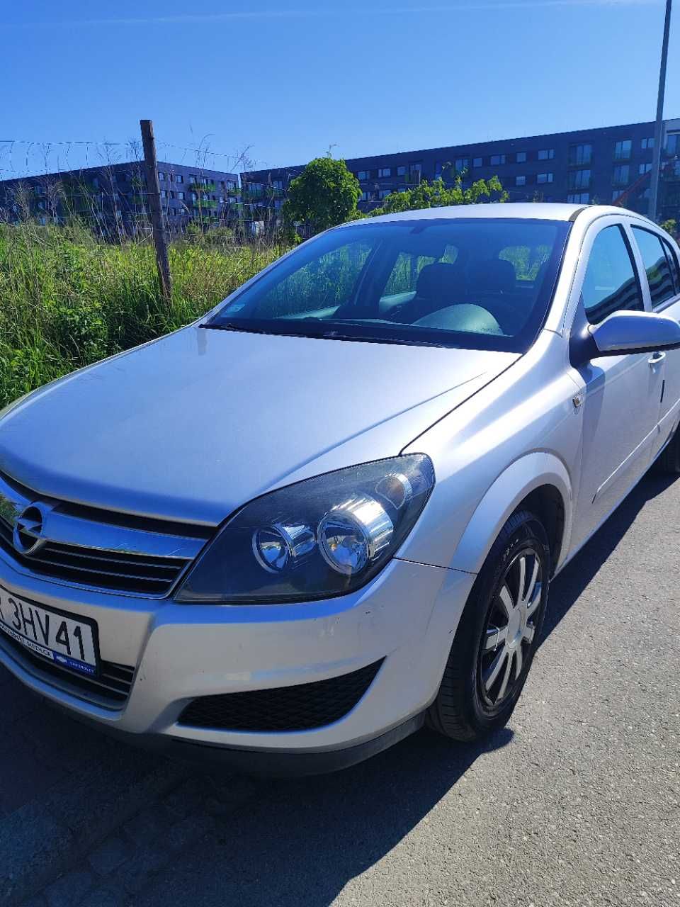 Opel Astra H 2009 benzyna + gaz.