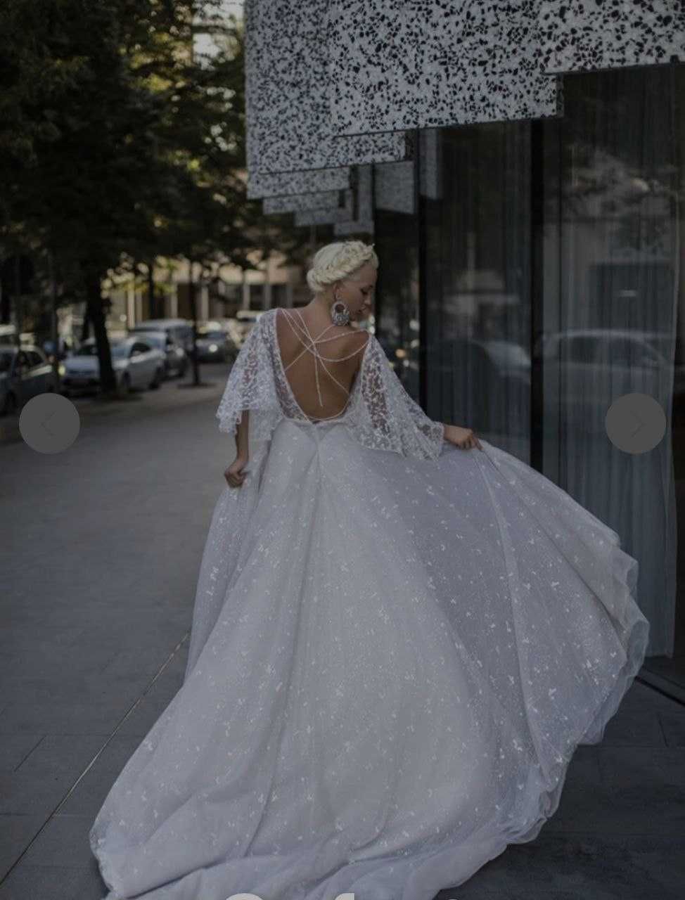 Suknia ślubna Daria Karlozi