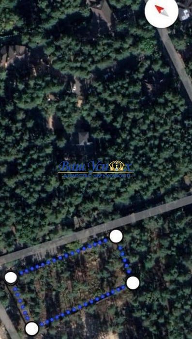 Продажа земли в лесу  в селе Козин .В коттеджном городке .
