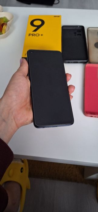 Sprzedam Smartfon realme 9 Pro+ 8/256GB