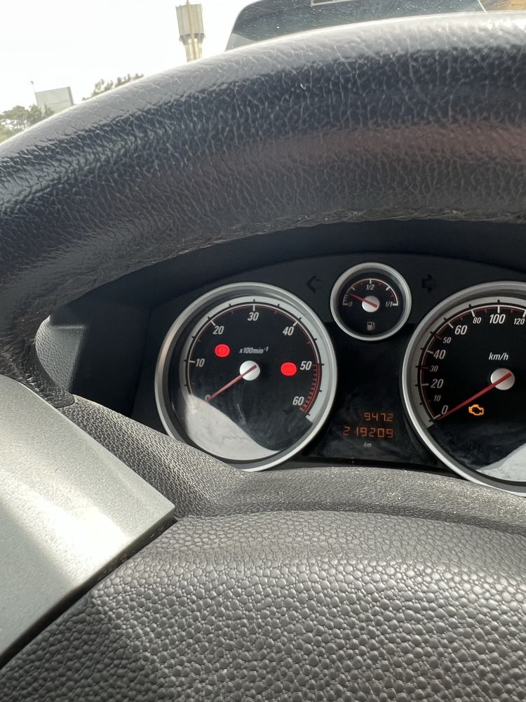 Opel Astra 1.9 CDTI GTC