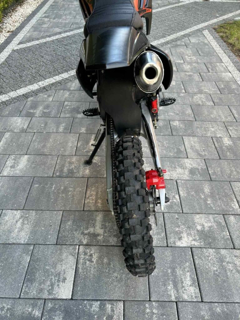 Cross Asix 125 viper