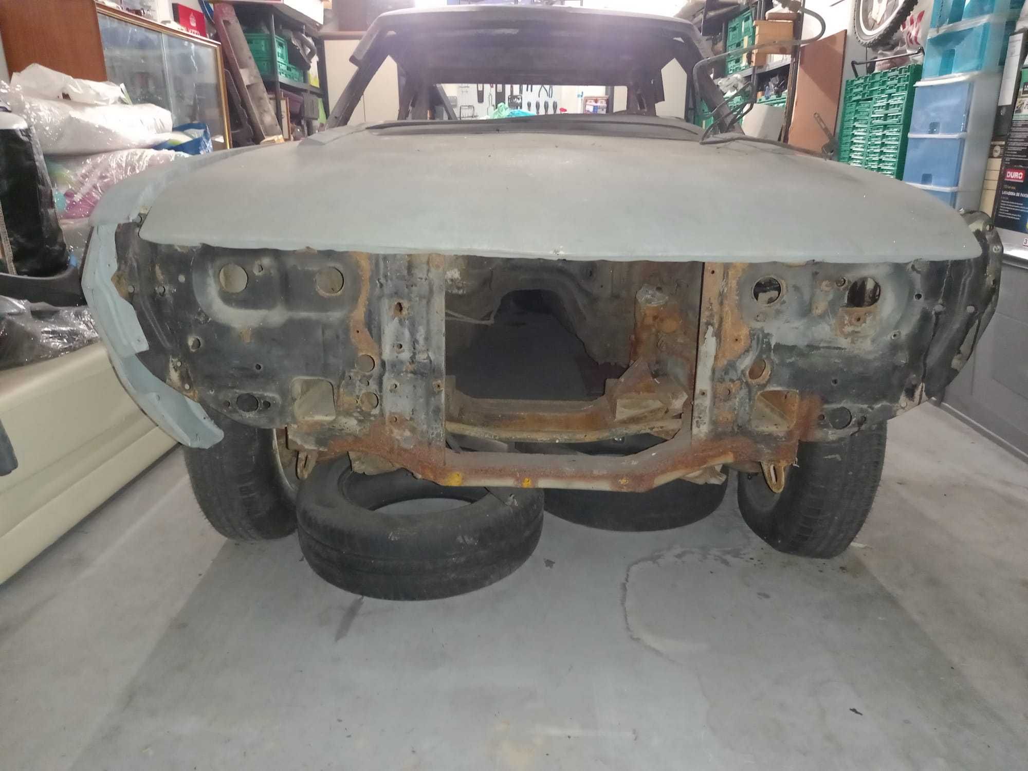 Toyota Celica TA22 completo para restaurar