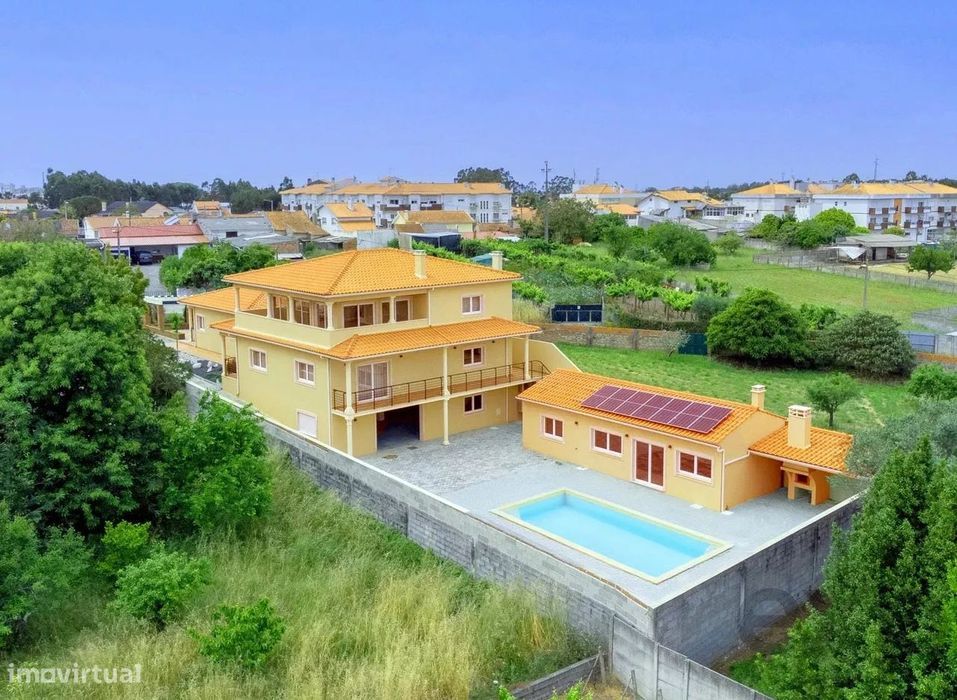 Eco-Smart Villa de Luxo com Anexo – Marinha Grande