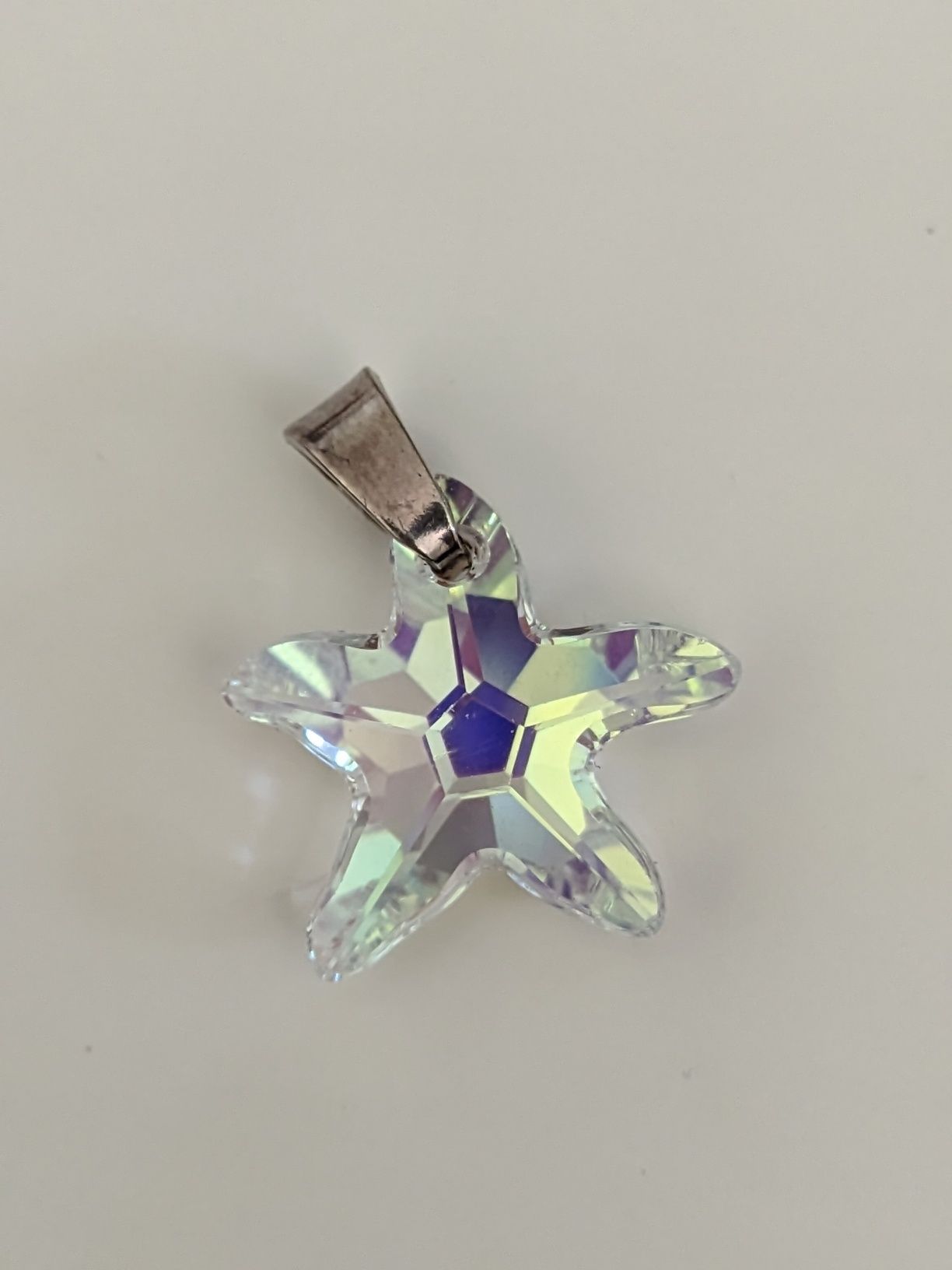 Gwiazdka gwiazda Swarovski zawieszka wisiorek