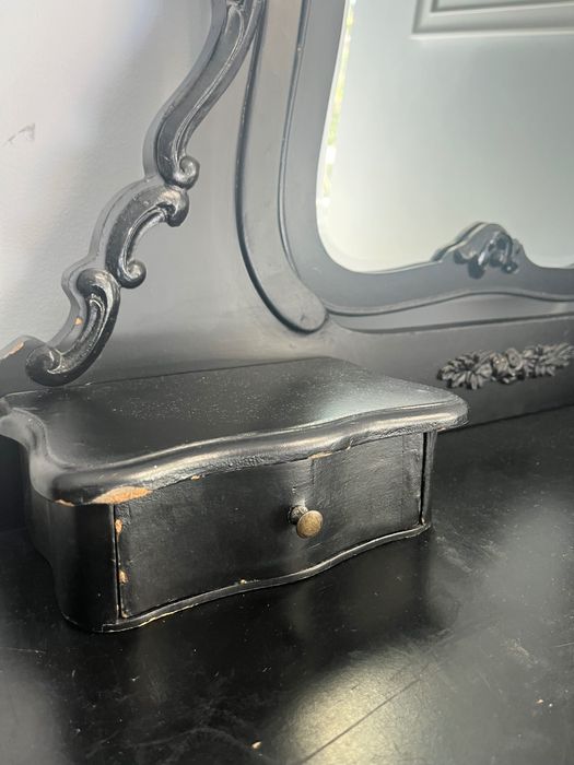 Toaletka, komoda, konsola