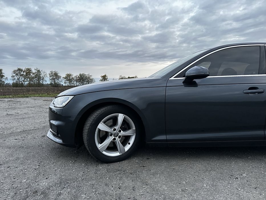 Продаж аudi a4 b9 2019