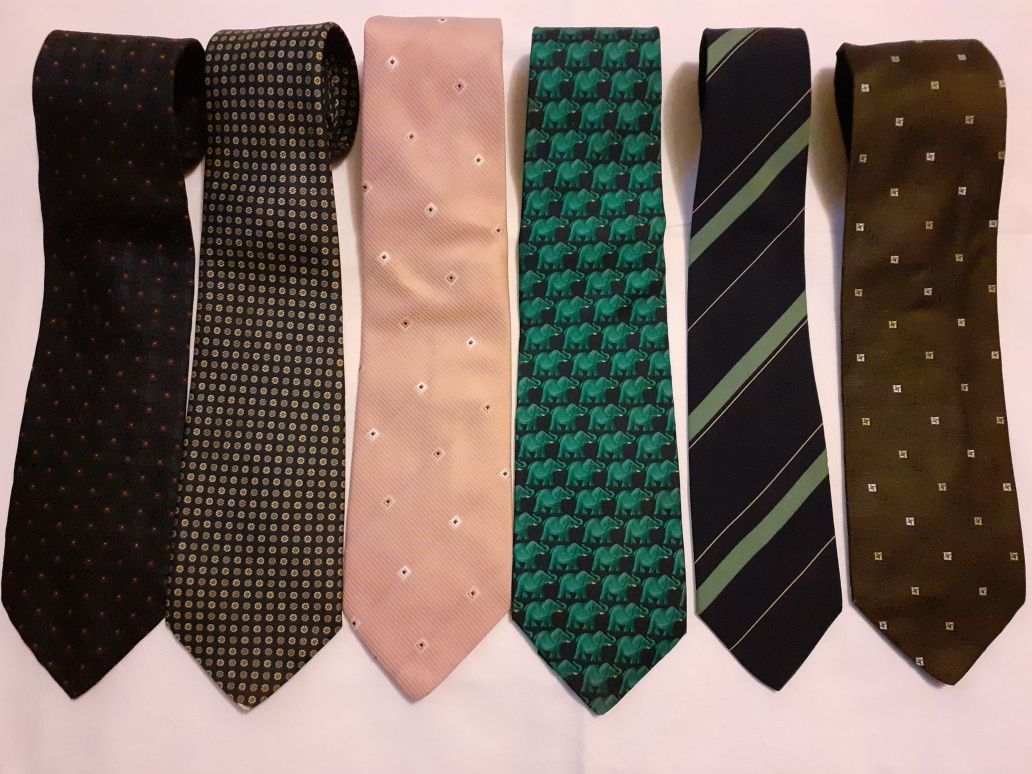 Lote de seis gravatas