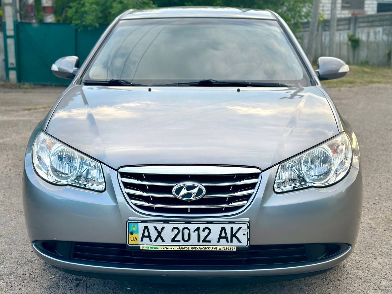 Продам Hyundai Elantra на автомате