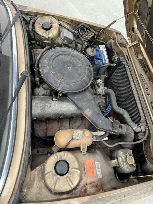 BMW 520 (E12) automat