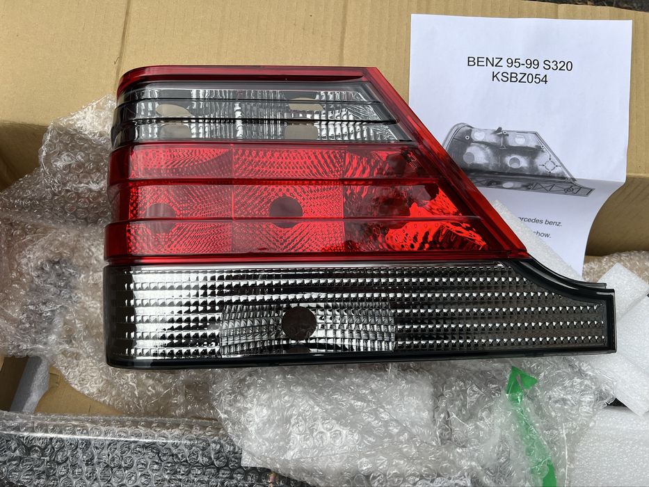 Задні фонарі фари Mercedes W140