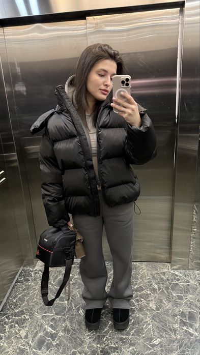 Пуховик чорний Cher17