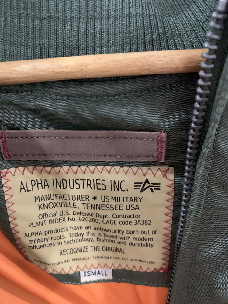 Casaco como novo Alpha Industries XS - 13/14 anos