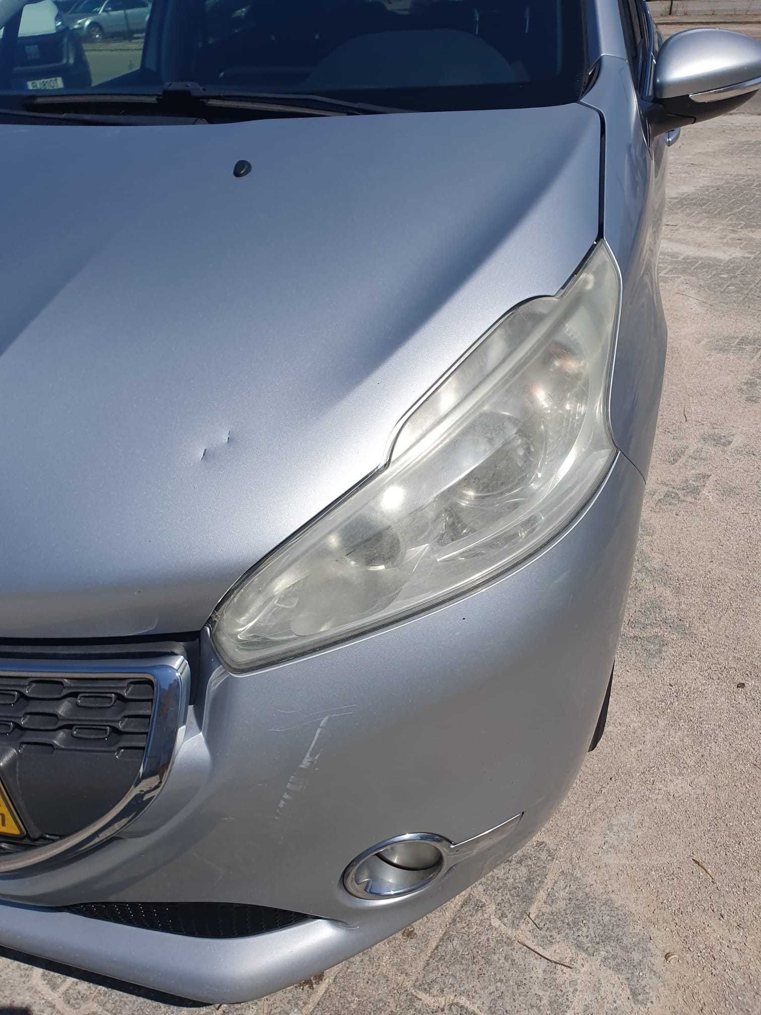 Peugeot 208 1.6 BlueHDi Style