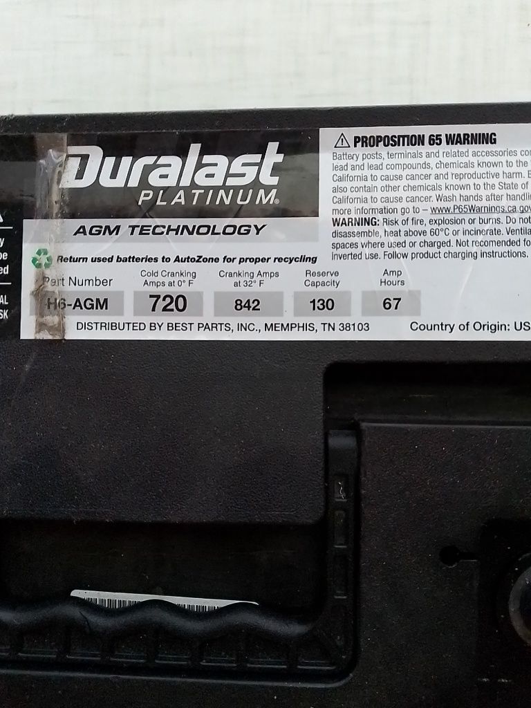 Автомобільний акумулятор Duralast PLATINUM  AGM