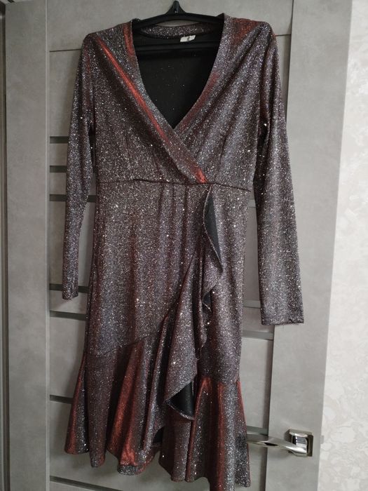 Вечірня сукня люрексова