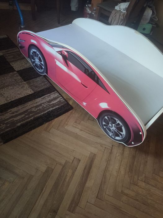 Łóżko dla dziecka ,, SAMOCHÓD "
