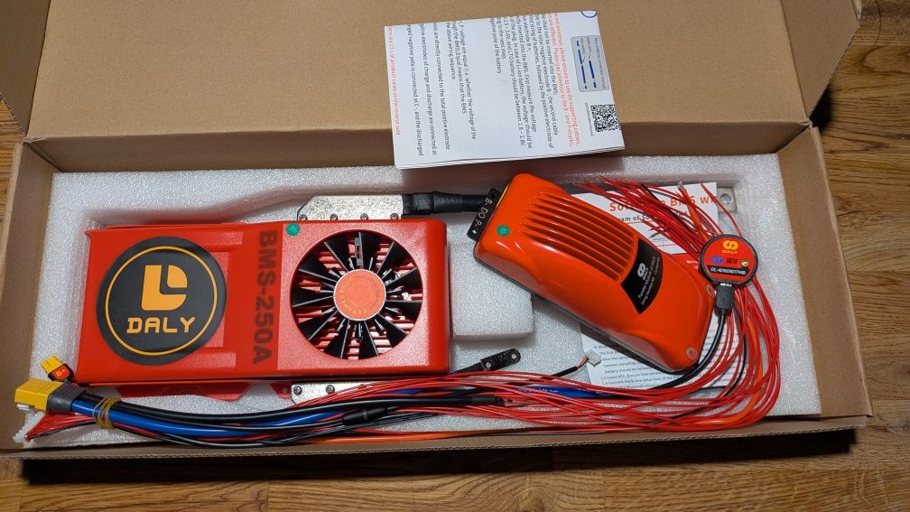BMS Daly S Series 16S 250A 48V + moduł równoległy 15A + bluetooth