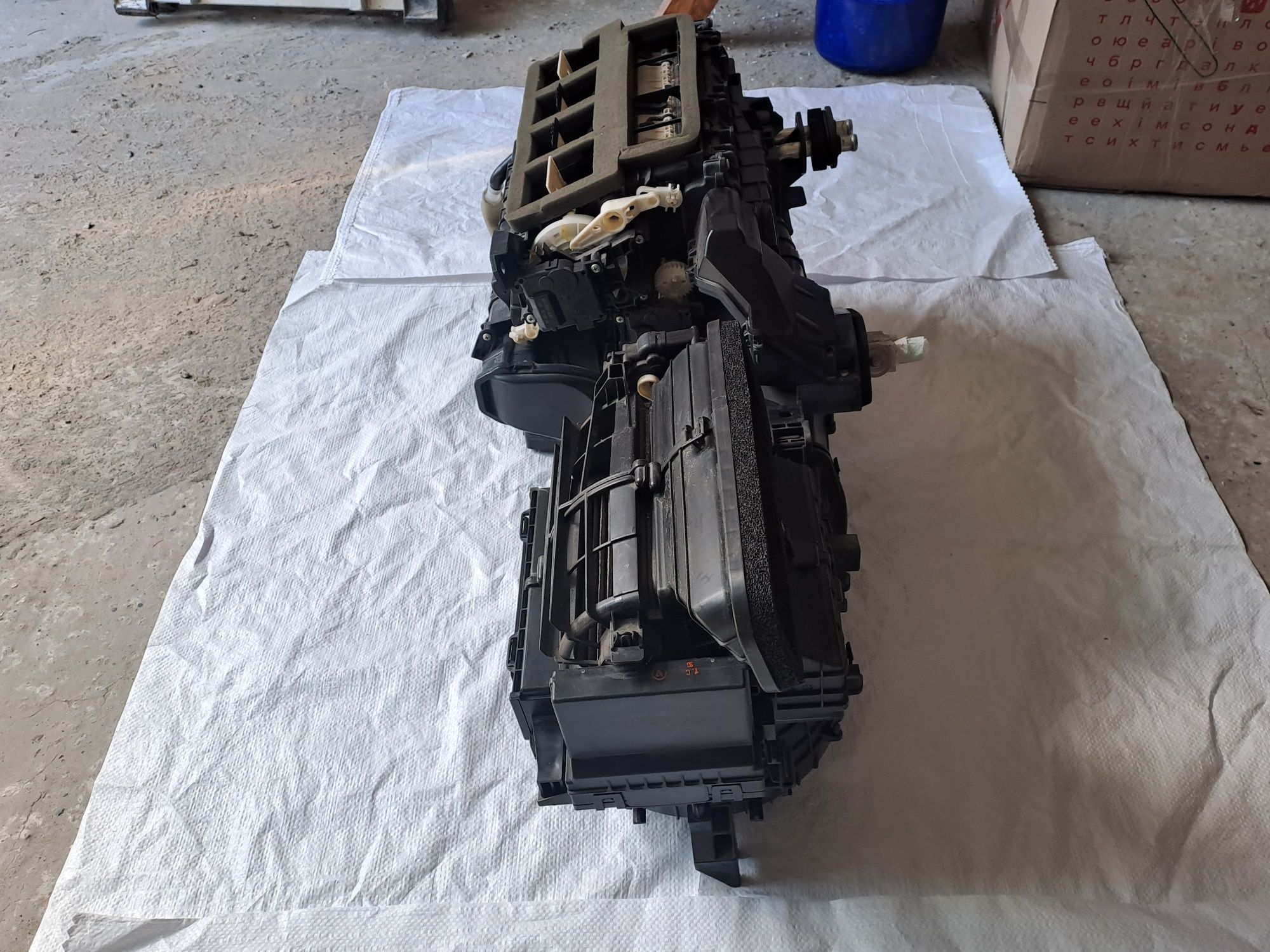 Печька в сборе Subaru Outback B16 2020