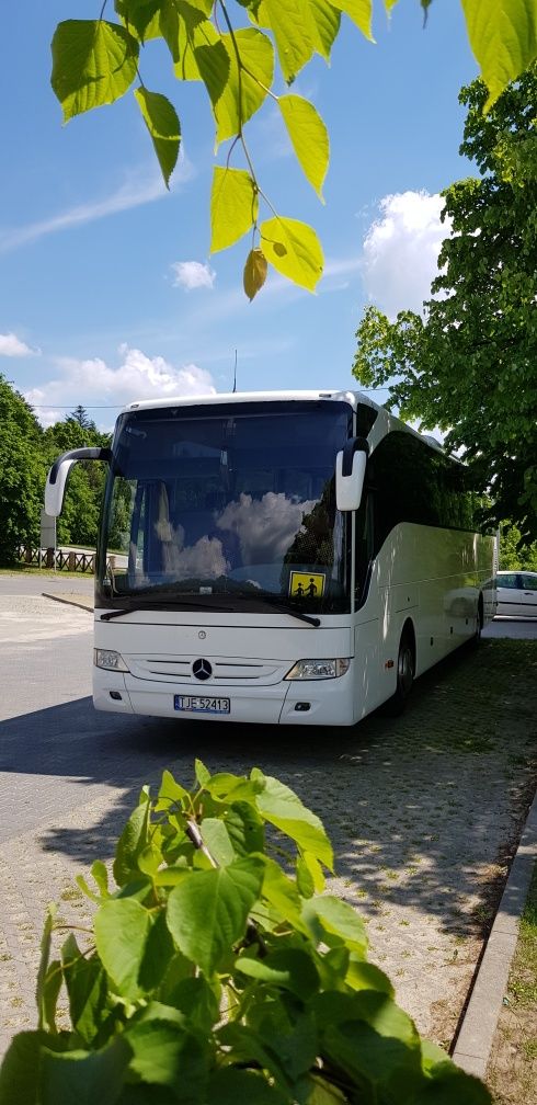 Wynajem busów 9os i autobusów z kierowcą i bez.