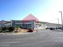 Edifício de 5.932m2 em Peniche