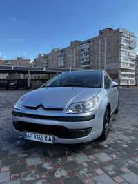 Citroen C4 2006.