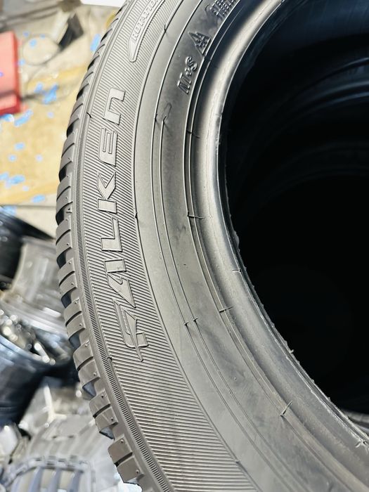 Шини зимові 215/60 R17 (100V) Falken EuroWinter HS01