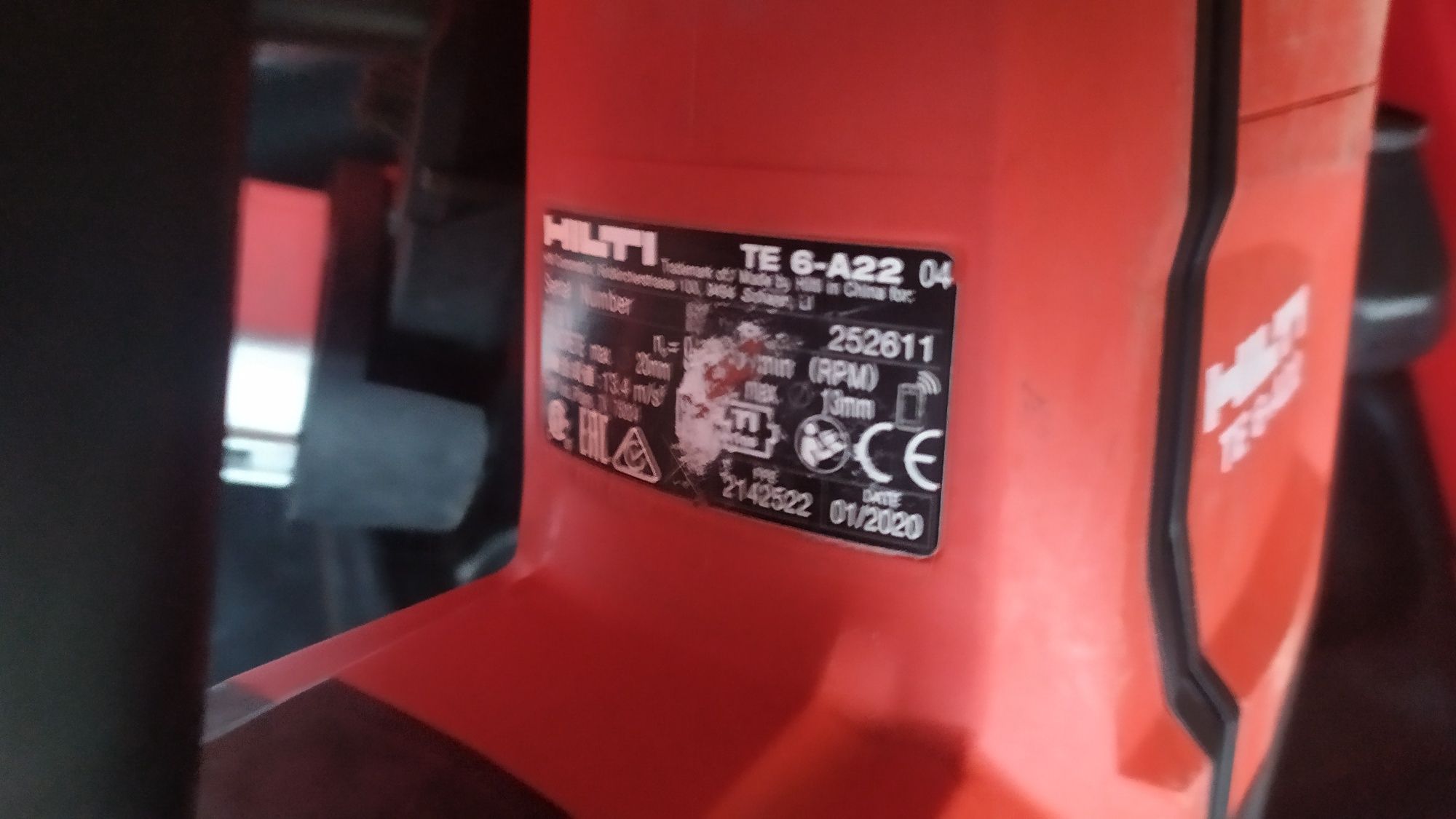 Wiertarka udarowa młotowiertarka SDS plus hilti te6 a22 drs