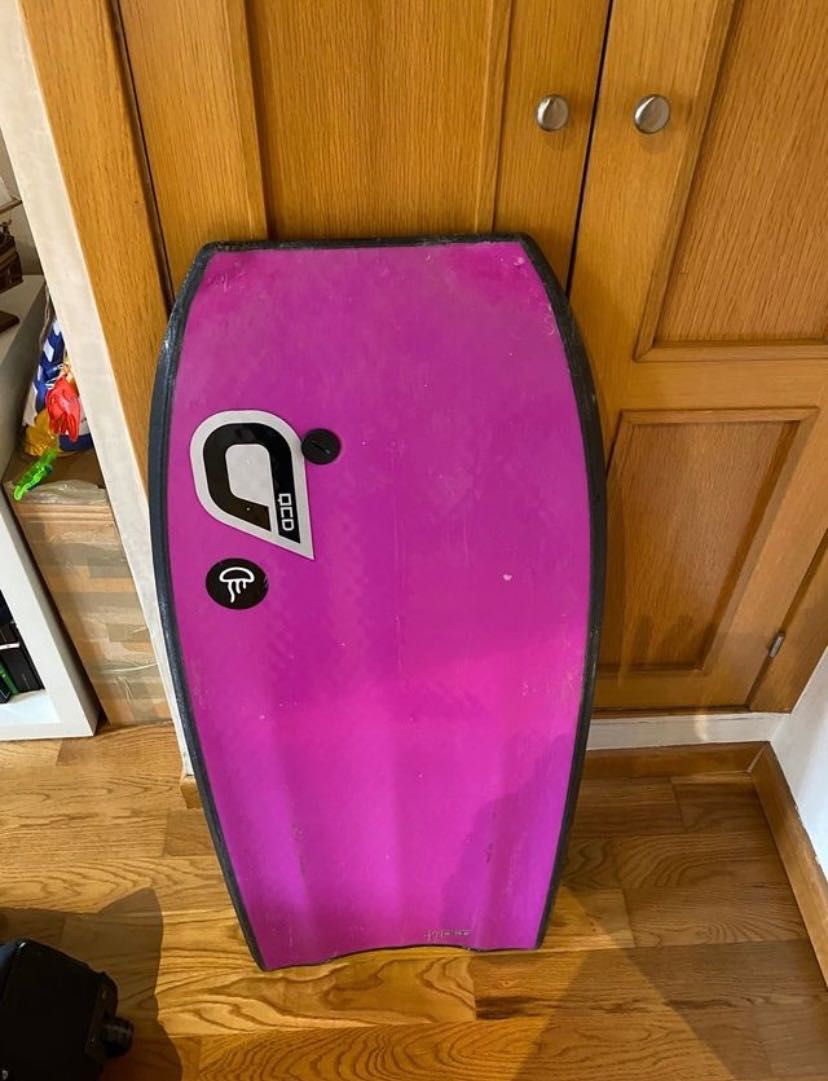 Vendo Bodyboard QCD The Process 41,5” em Boas Condições