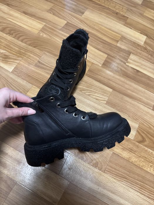 Ботинки осенне-зимние (кожа) 39 р.