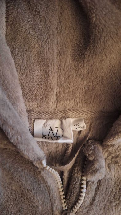 Strój kombinezon pluszowy wilk 110-116