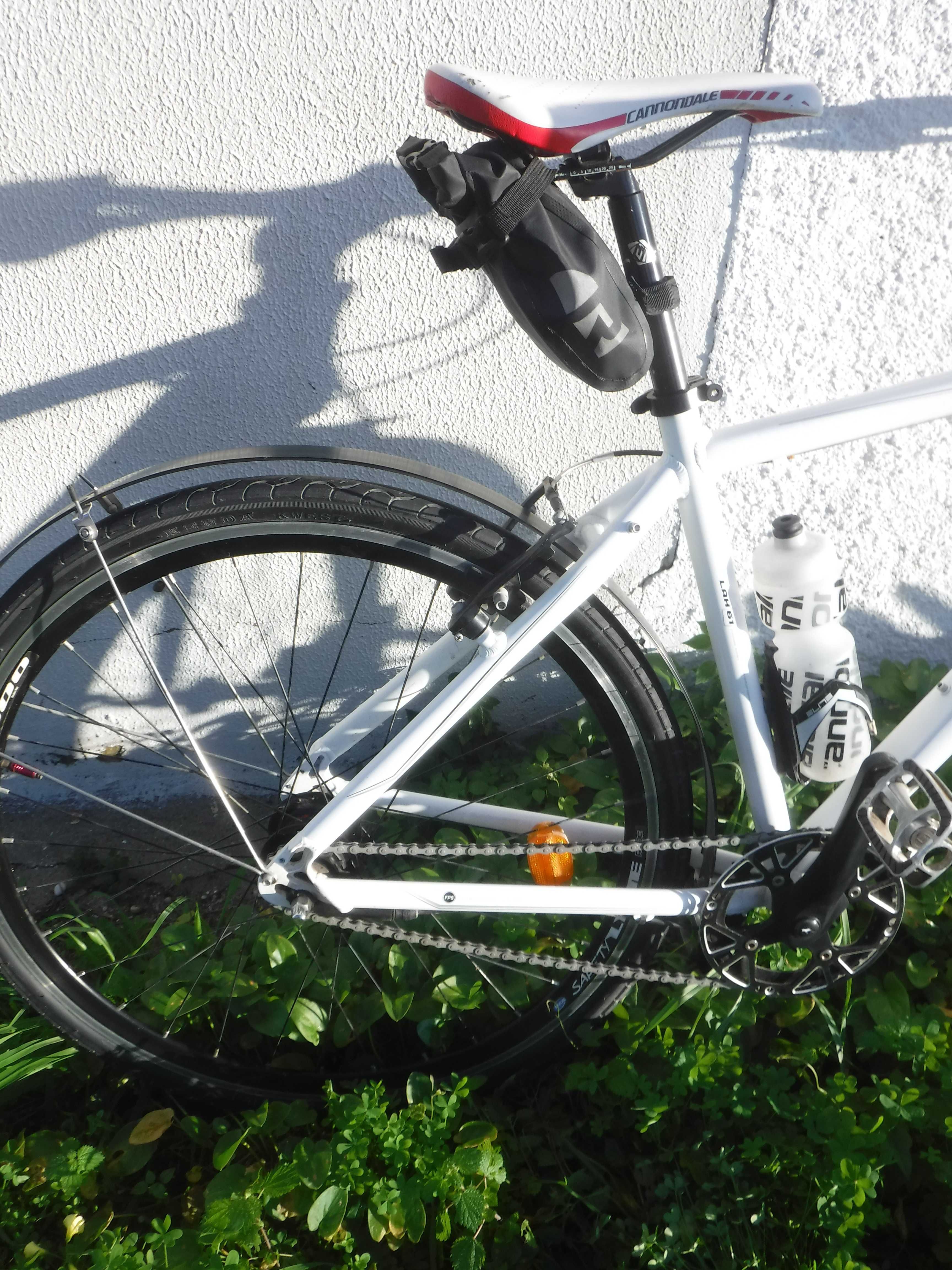 Bicicleta Berg Crosstown F6 hybrid Fitness urbano comutar