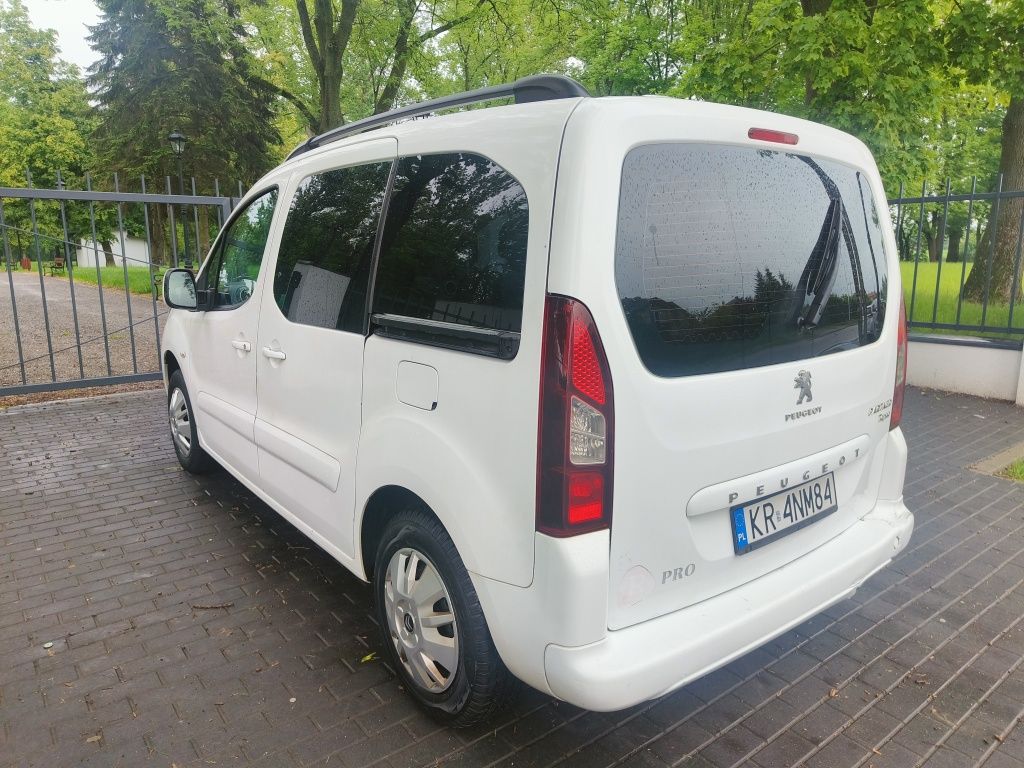 Peugeot Partner 2016r 1.6 Diesel Klima 5 Osób Stan BDB