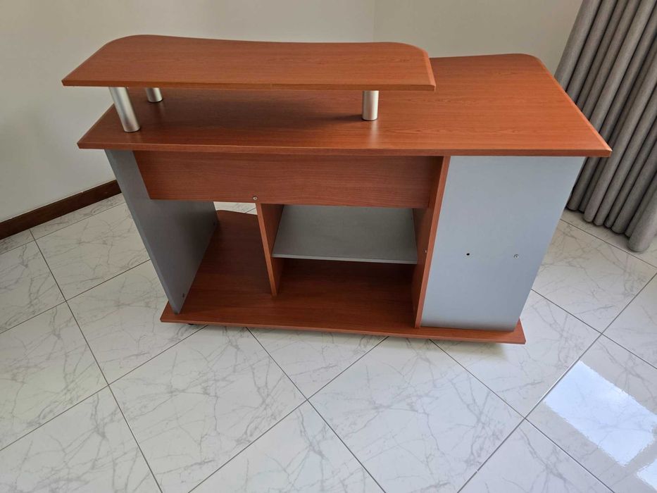 Secretaria de 1,20 por 0,60