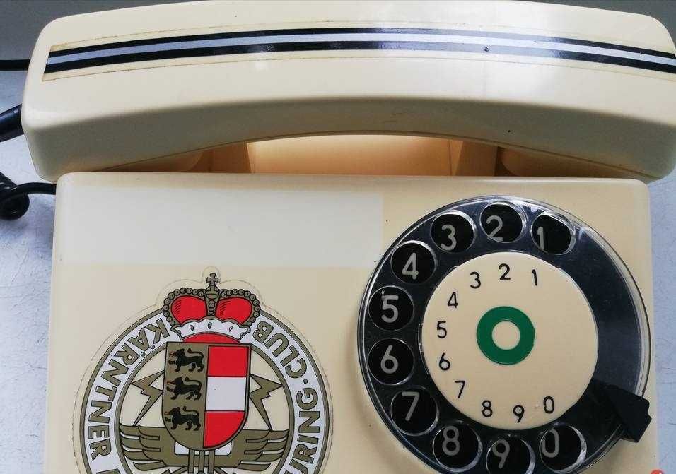 Telefon stacjonarny "Tulipan 319"