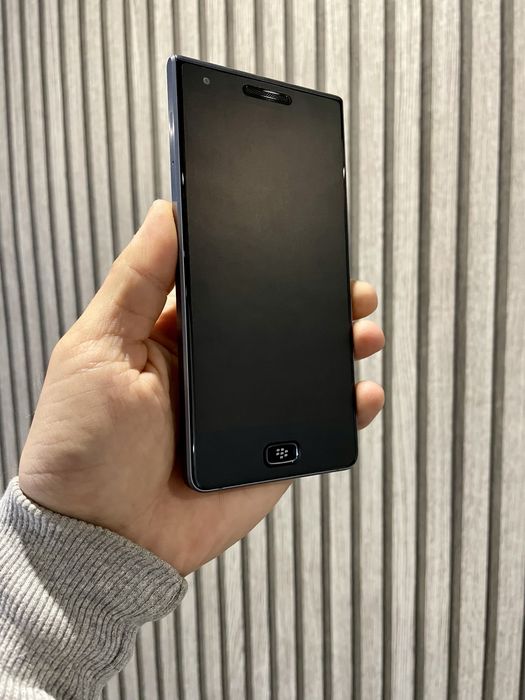 Blackberry Motion 4/32GB( стан нового )