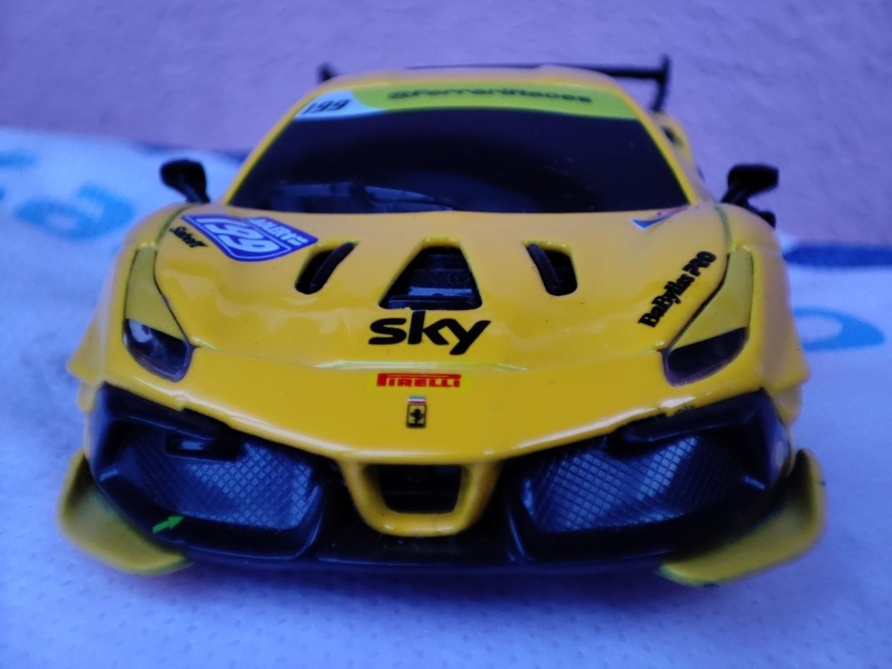 Ferrari 488 Challenge EVO auto zdalnie sterowane BLUETOOTH SHELL