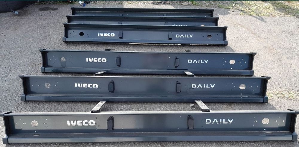 BELKA TYLNIA Iveco belka lamp iveco belka tylna zderzak tył 210 lampy