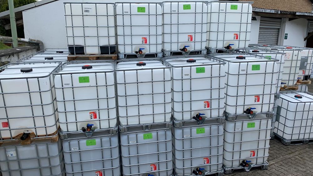 Ibc Mauzer 1000 l z kranem zbiornik
