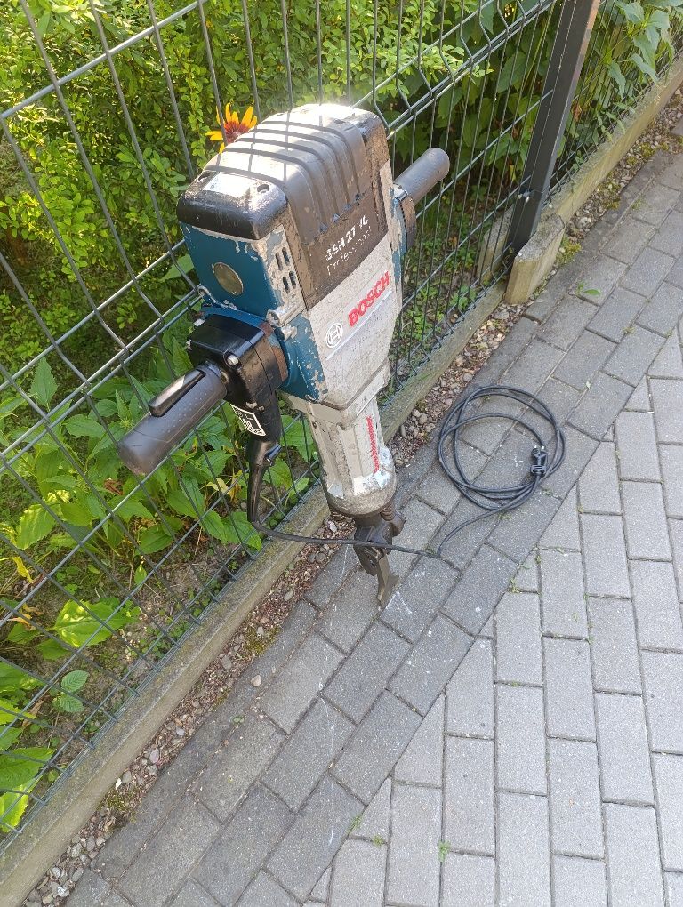 Młot wyburzeniowy Bosch GSH 27VC!