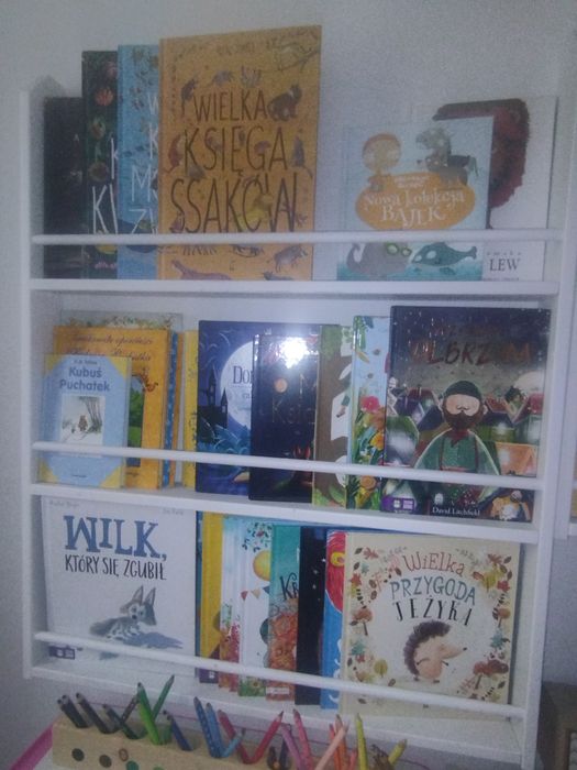 Regał, półki do pokoju dzieciecego