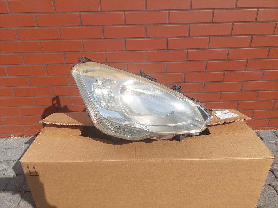 Lampa Przednia PRAWA CITROEN BERLINGO 2 II 08-12 Europa Oryginał
