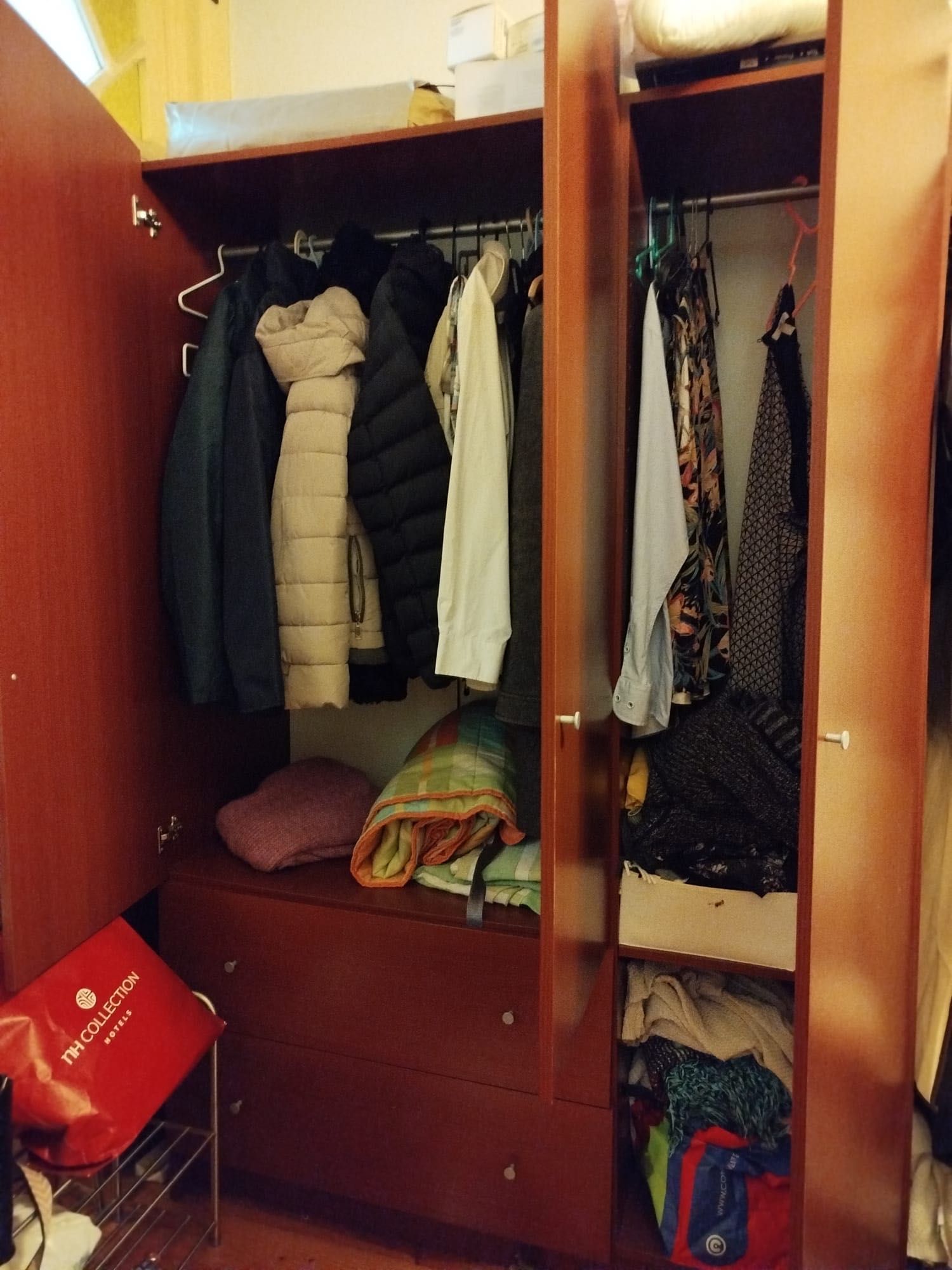 Roupeiro 210cmx134cmx52cm - IKEA Ramberg