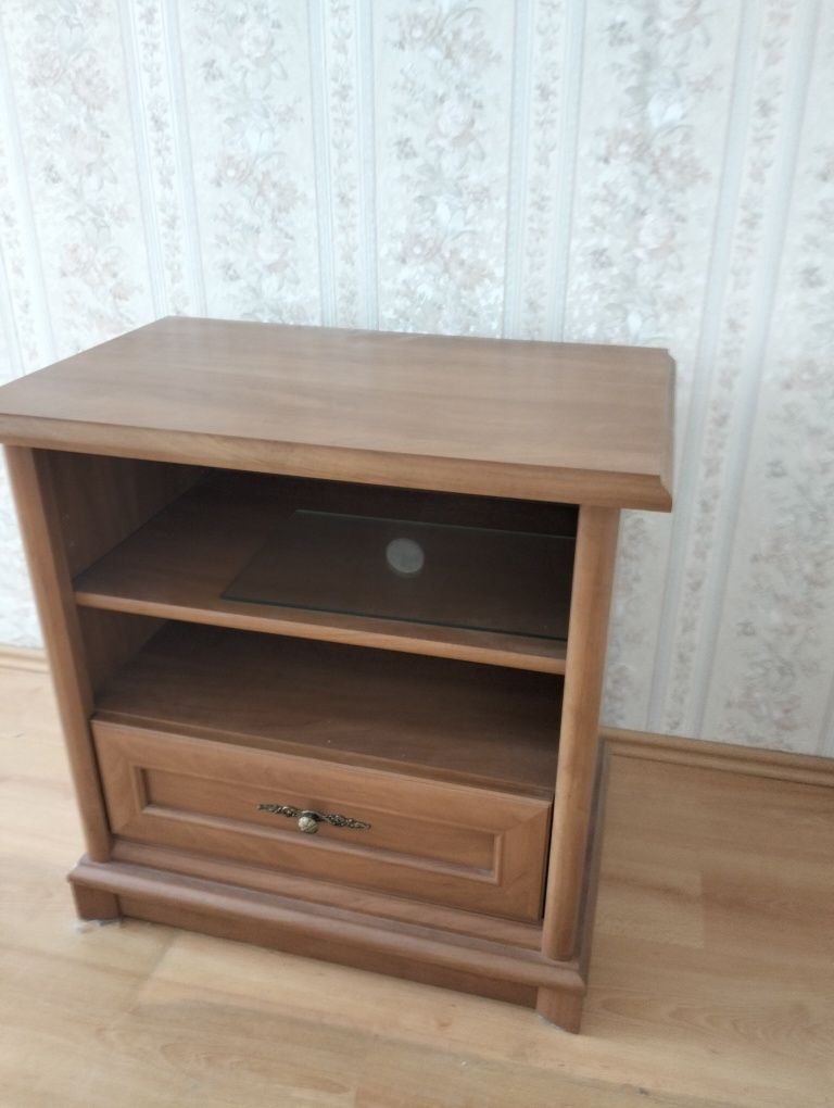 Szafka RTV  z półką i szuflada