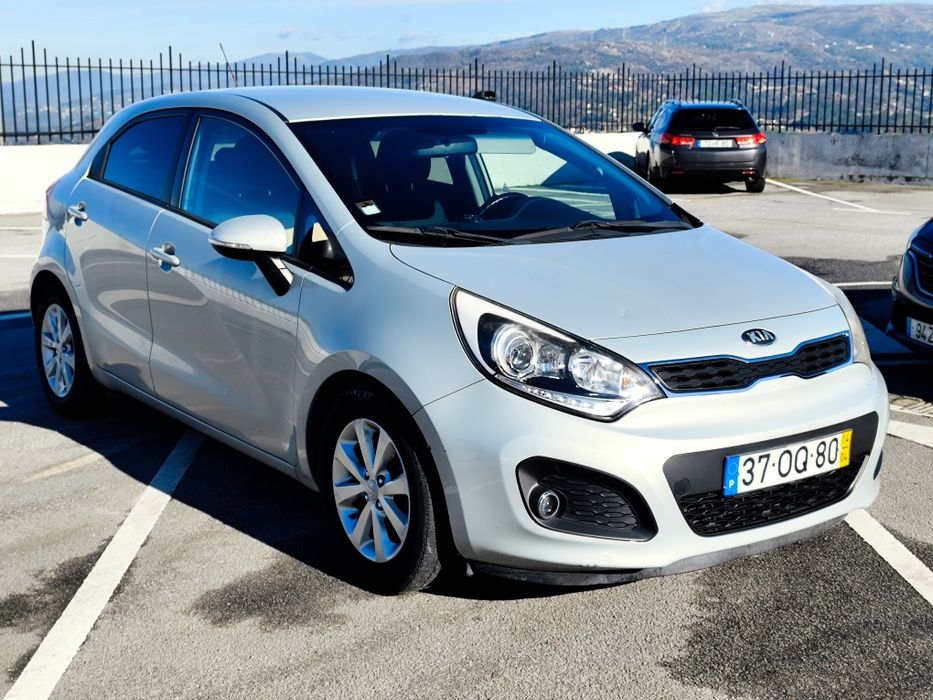 Kia Rio 1.25 CVVT 2014 • Muito Fiável • Económico • Revisão Incluída